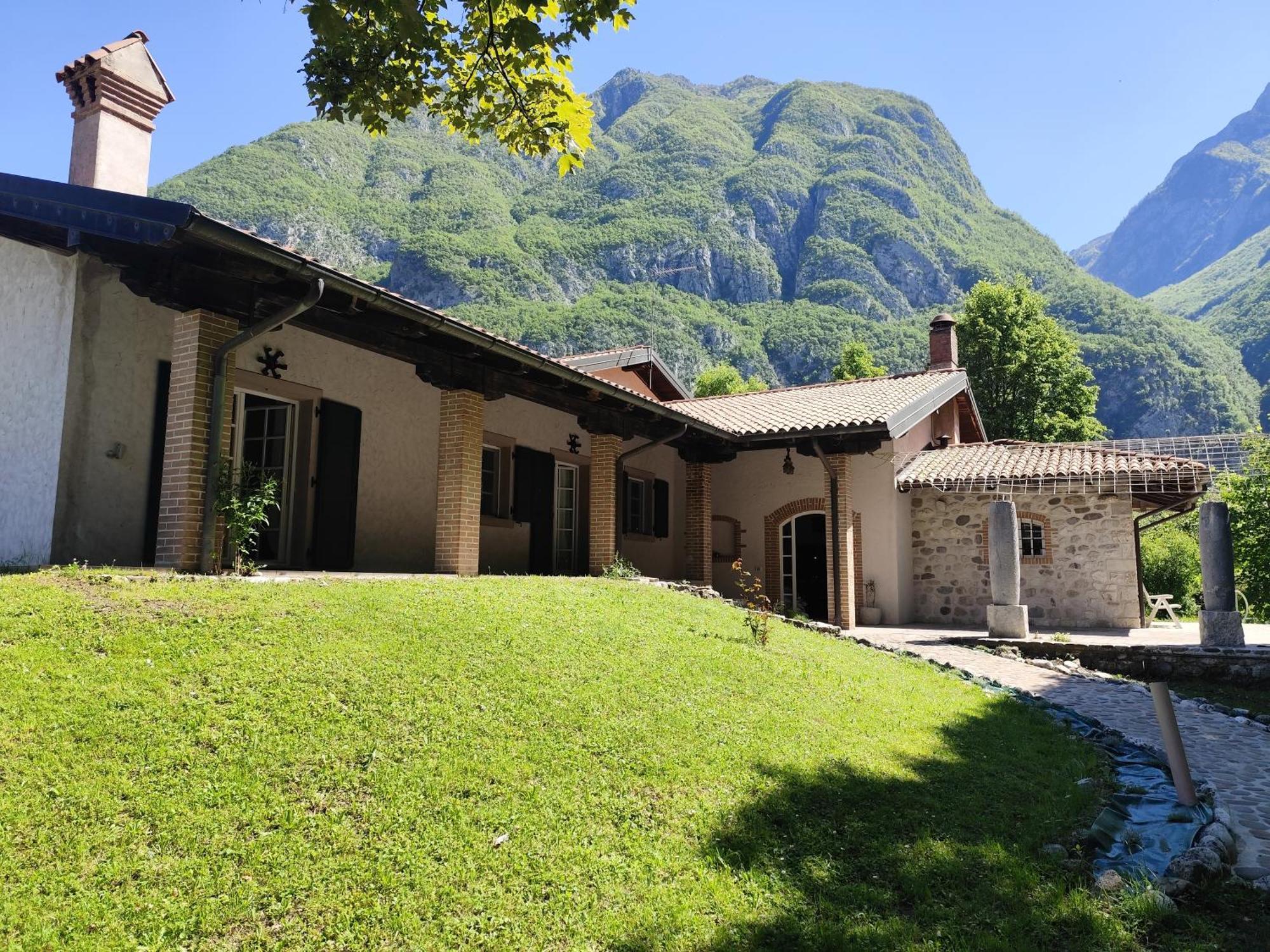 Casa Delle Risorgive Hotel Venzone Bagian luar foto